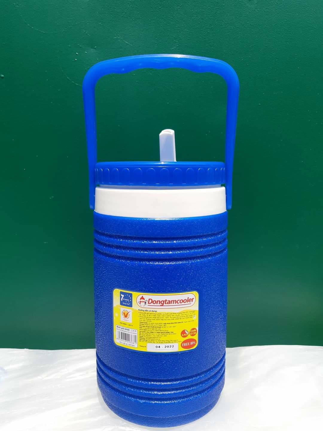 Bình giữ nhiệt vòi 2,4 lít DT0130